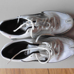 Nike White Turbo Tennis Shoes